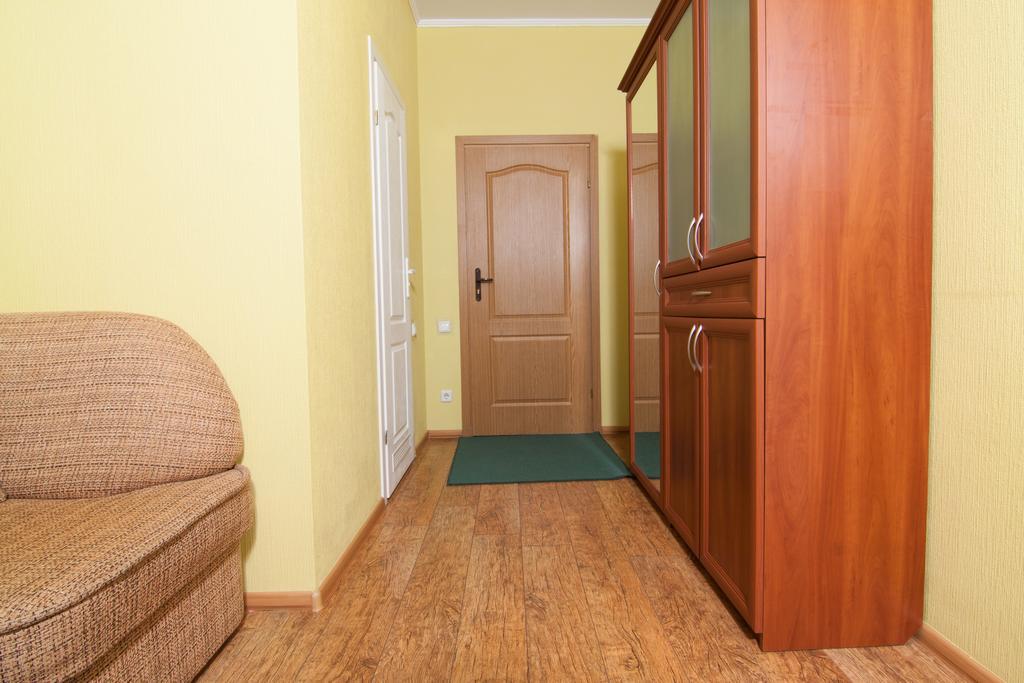 Mini-Hotel On Geroiv Energetykiv Street 18 كييف المظهر الخارجي الصورة