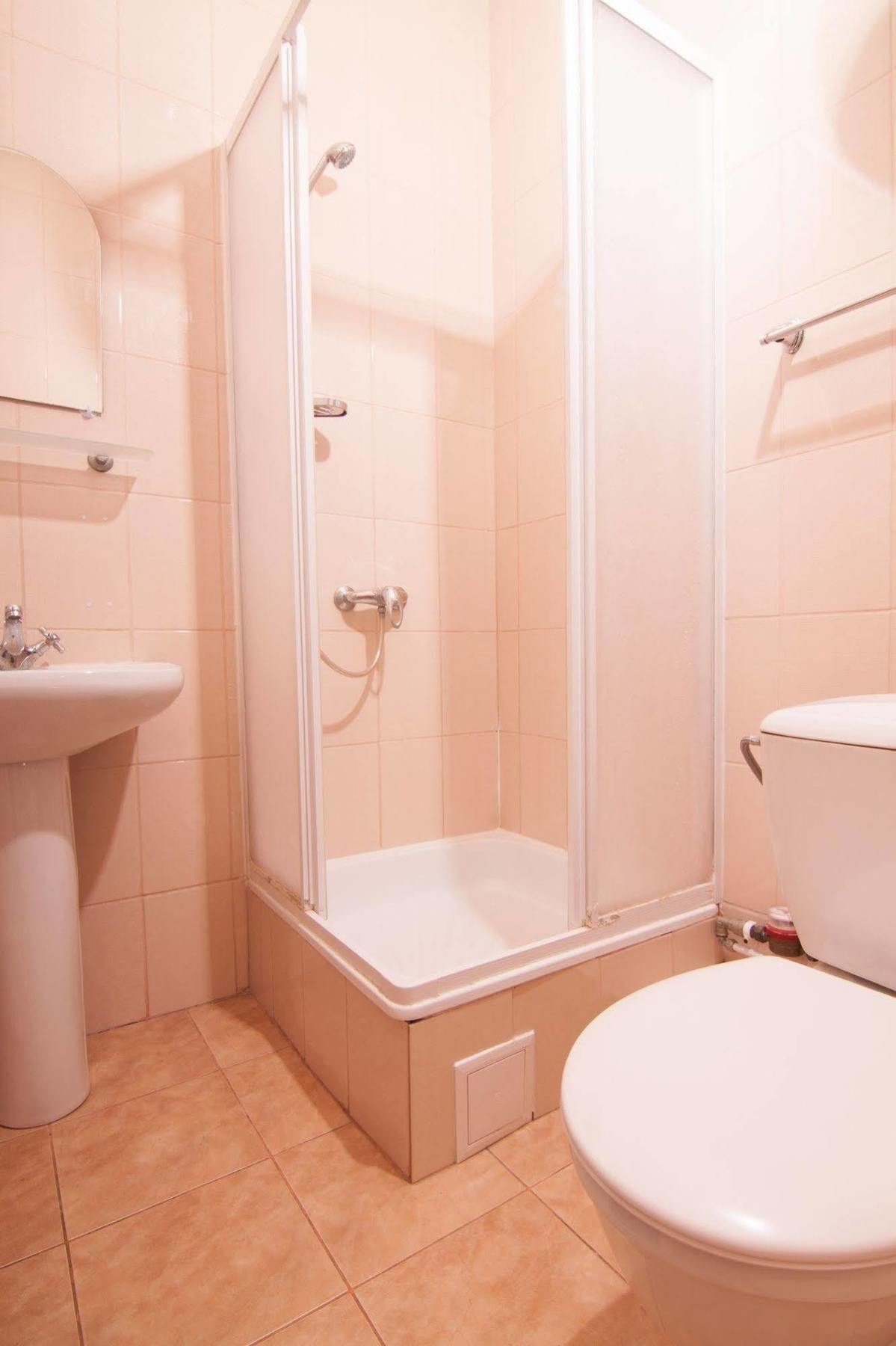 Mini-Hotel On Geroiv Energetykiv Street 18 كييف المظهر الخارجي الصورة