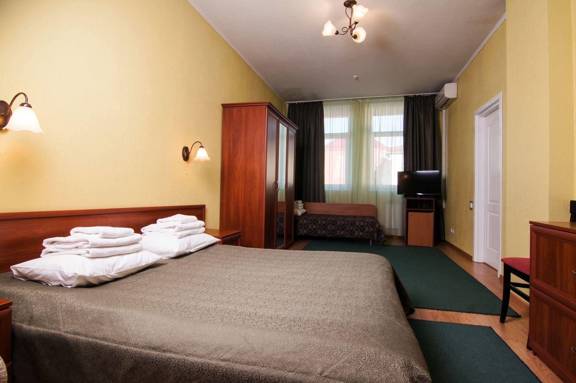 Mini-Hotel On Geroiv Energetykiv Street 18 كييف المظهر الخارجي الصورة