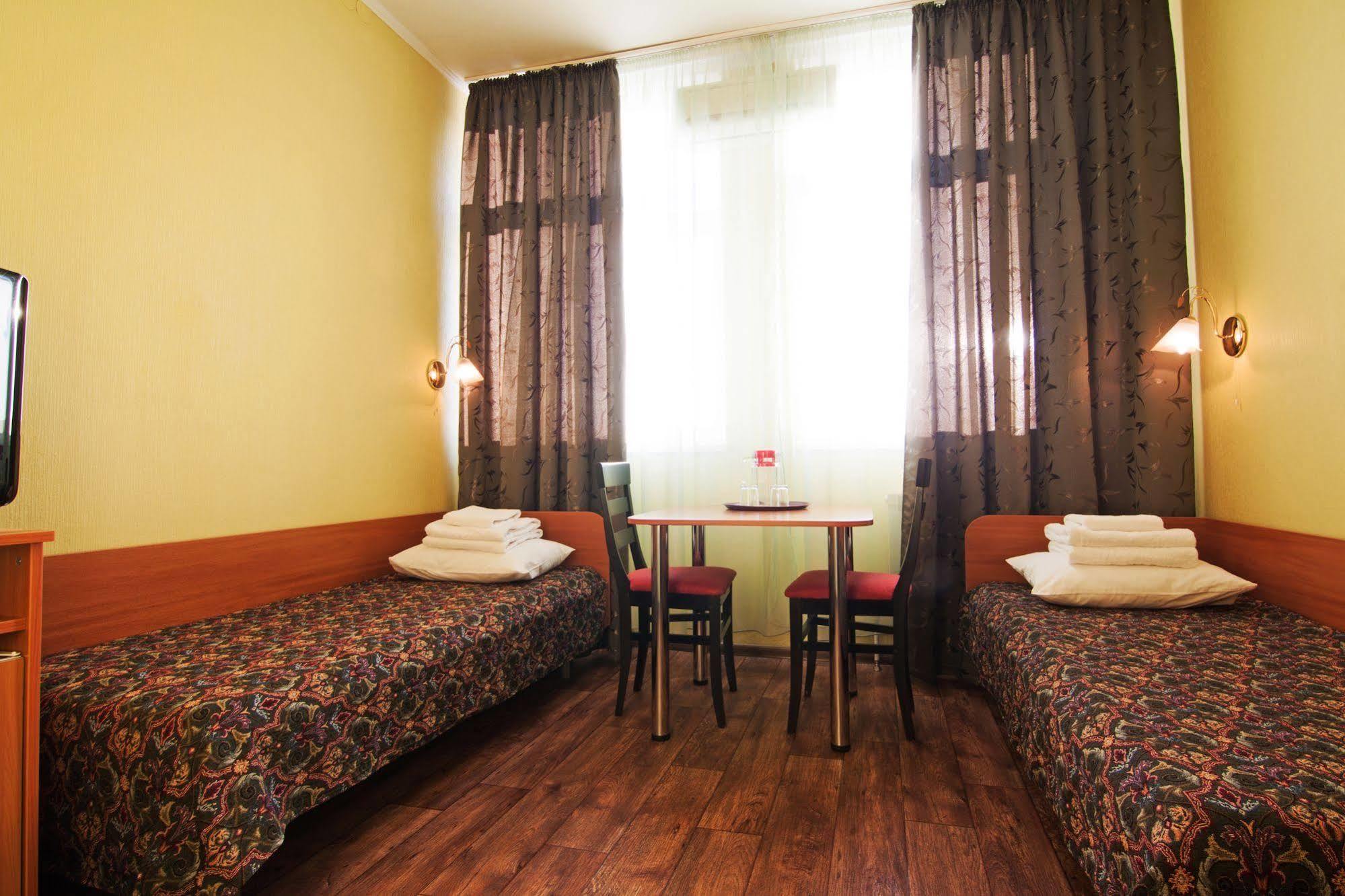 Mini-Hotel On Geroiv Energetykiv Street 18 كييف المظهر الخارجي الصورة