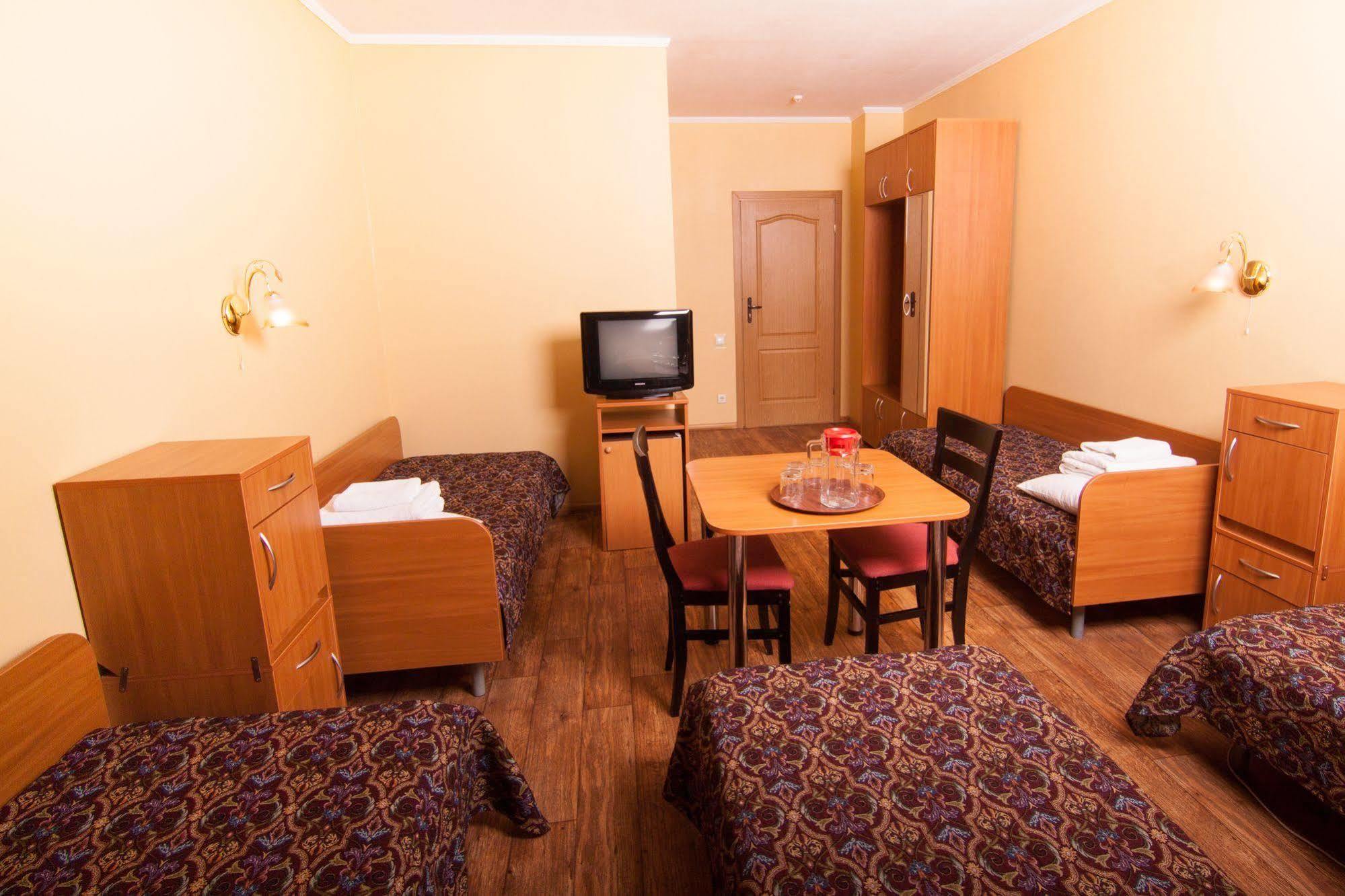 Mini-Hotel On Geroiv Energetykiv Street 18 كييف المظهر الخارجي الصورة