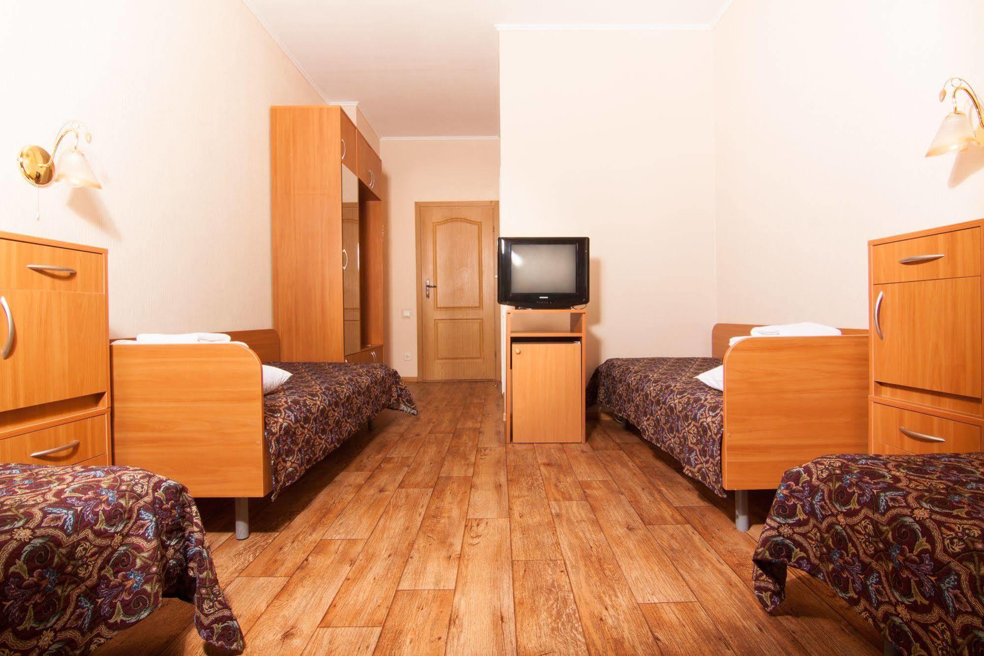 Mini-Hotel On Geroiv Energetykiv Street 18 كييف المظهر الخارجي الصورة