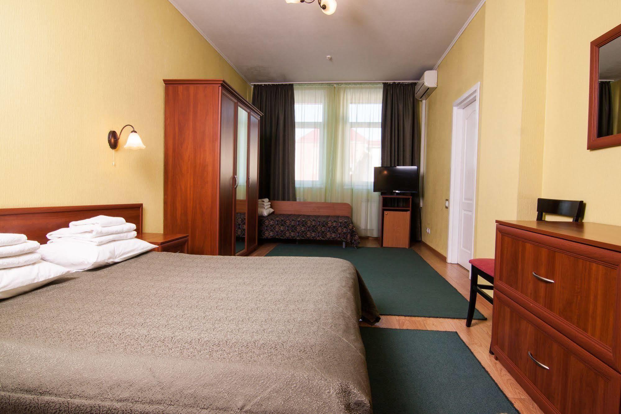 Mini-Hotel On Geroiv Energetykiv Street 18 كييف المظهر الخارجي الصورة