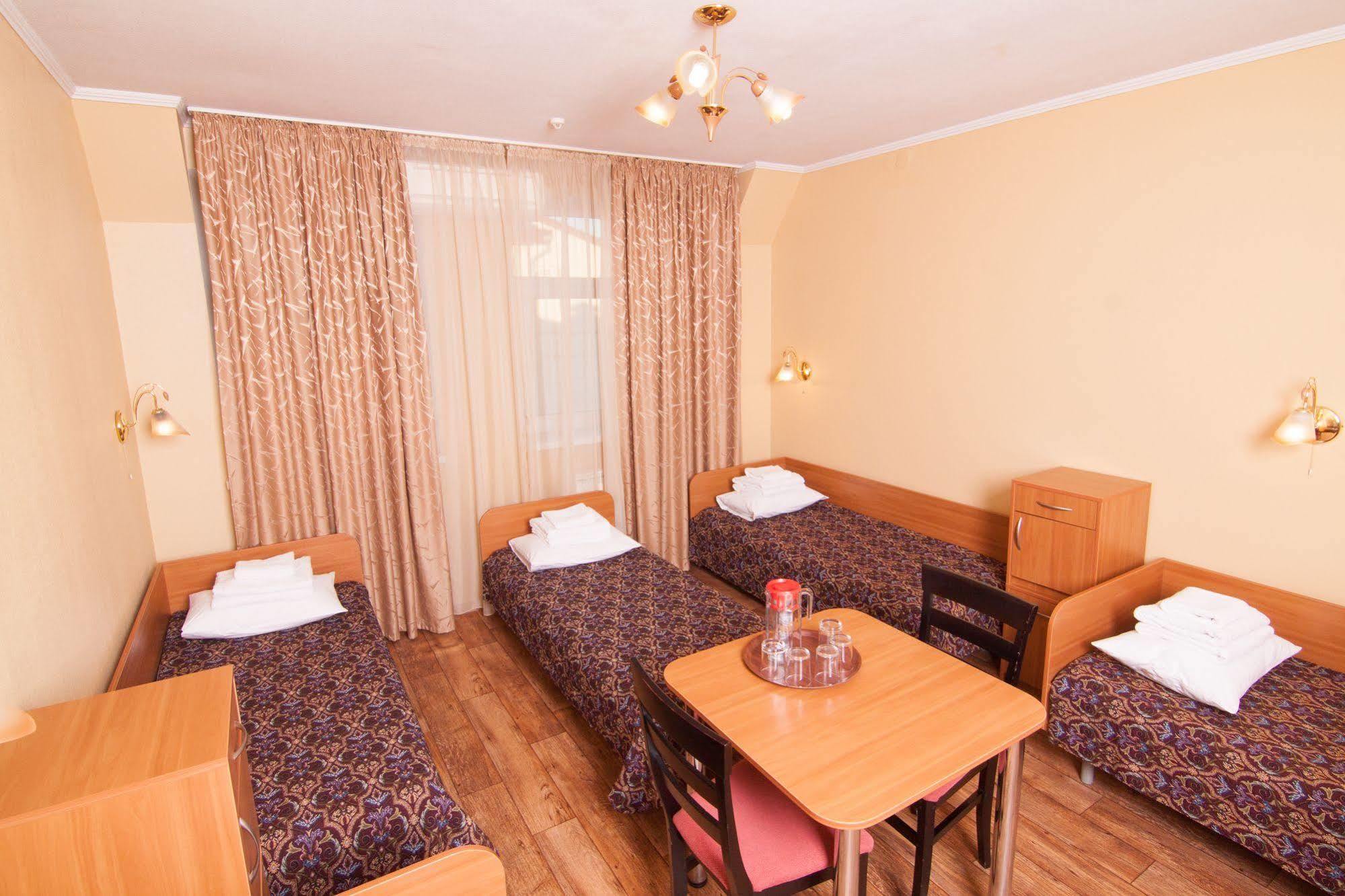 Mini-Hotel On Geroiv Energetykiv Street 18 كييف المظهر الخارجي الصورة